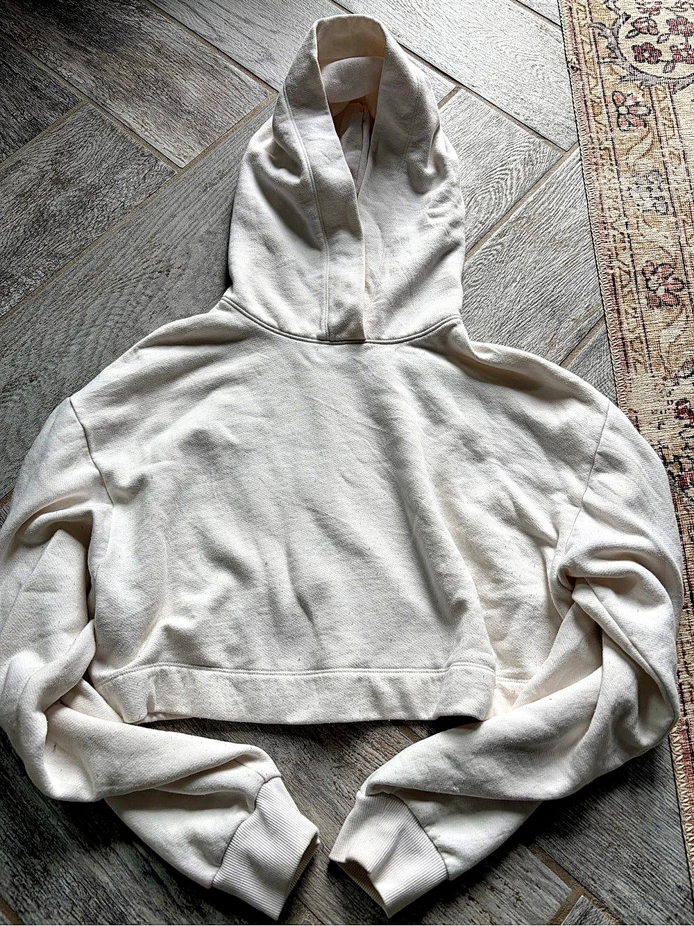Alo Cropped Hoodie in White Size Small